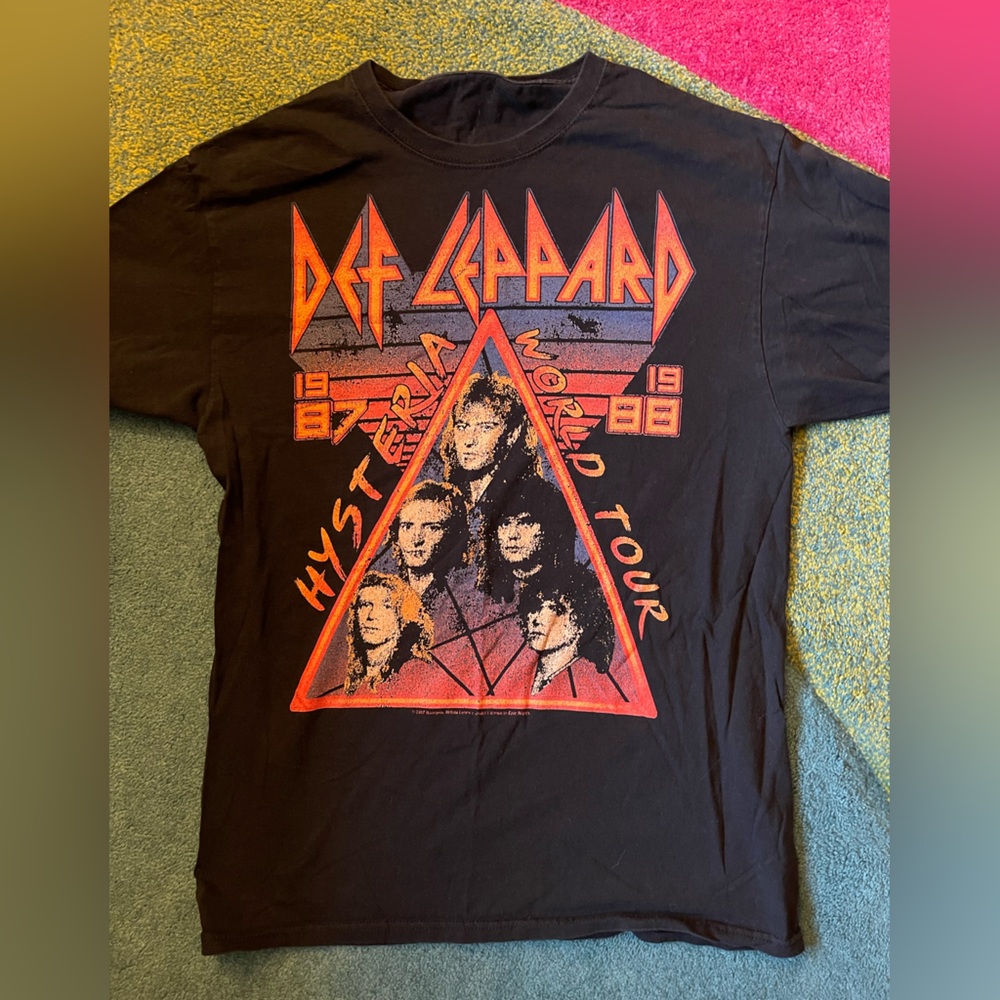 Def Leppard Graphic T-Shirt’s